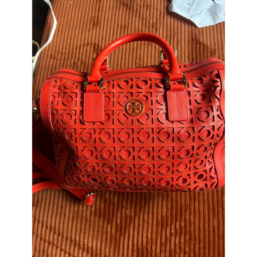 Tory Burch Kelsey Middy Laser Cut Saffiano Satchel Red - Picture 2 of 6
